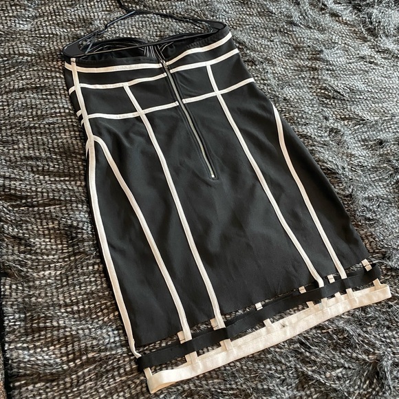 Strapless bodycon dress - Picture 4 of 4